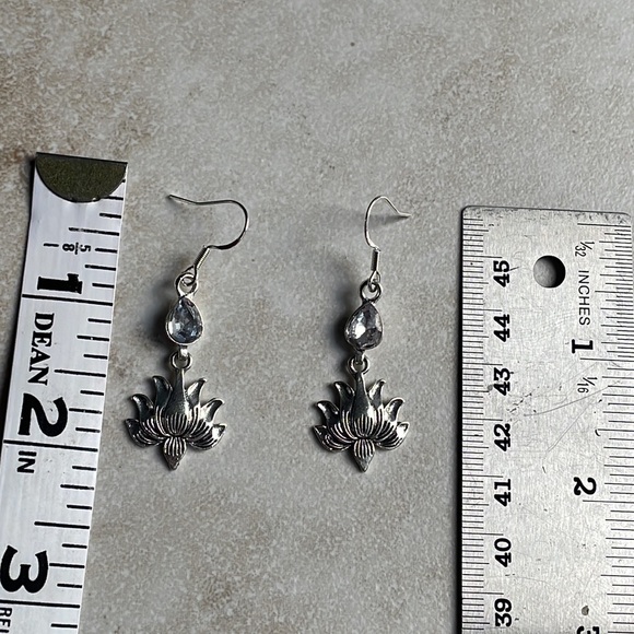 Sterling silver lotus flower earrings crystal drop - Picture 3 of 13